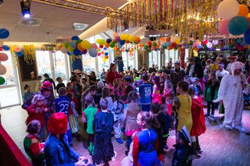 Bild 34 - Latuff Kinder 2019